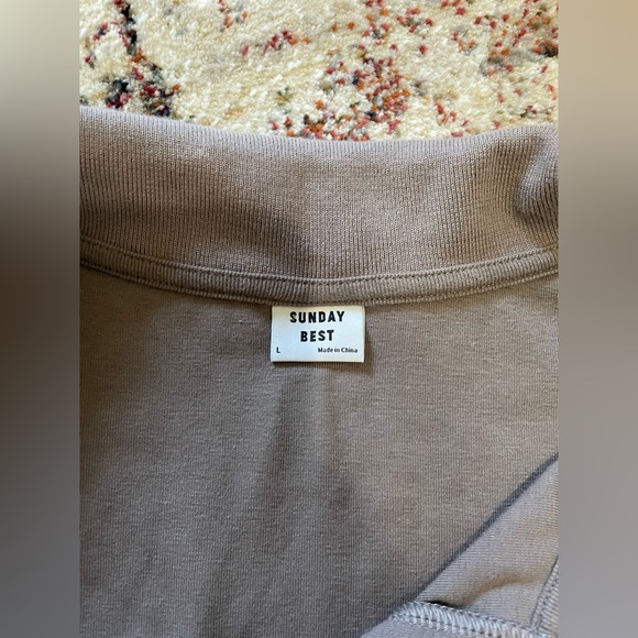 Sunday best aritzia top! - Picture 2 of 3